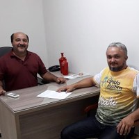 O presidente da Câmara, José Rivaldo (Bada), recebeu na manhã desta segunda-feira (21) a visita de cortesia do secretário municipal de Desenvolvimento Econômico, Turismo, Desporto e Lazer